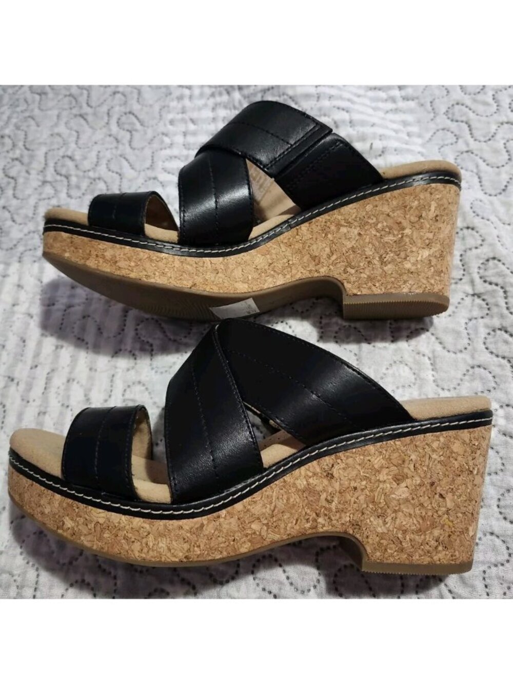 Clarks Womens Giselle Wedge Sandal Black 10W